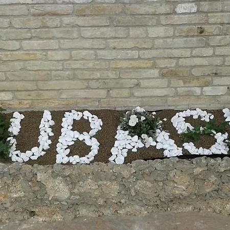 فندق Subasio