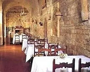 Subasio מלון 4*